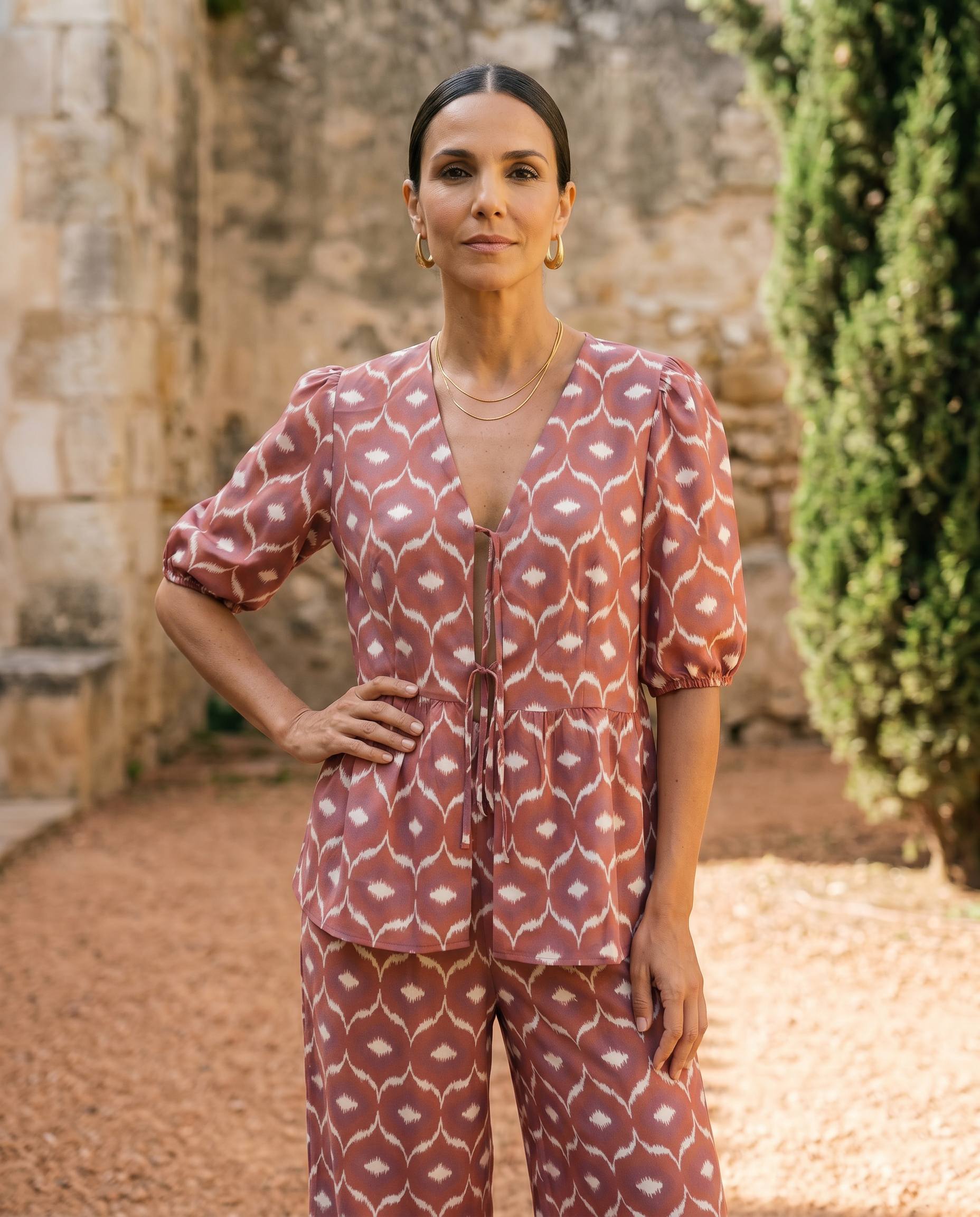 Leonor | Effortlessly Stylish Two-Piece Ensemble
